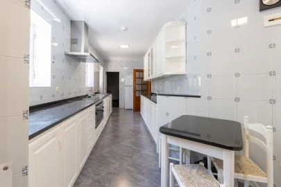 Moradia T10 para Venda em Penafiel
