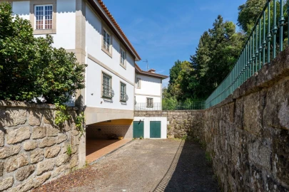 Moradia T10 para Venda em Penafiel