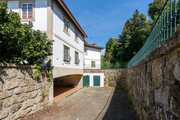 Moradia T10 para Venda em Penafiel Foto 7