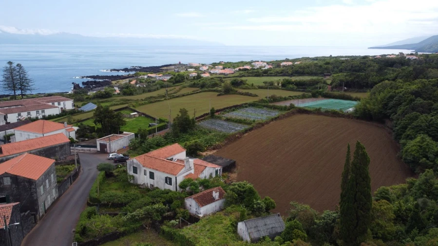 Moradia T5 para Venda em São Roque do Pico Foto 14