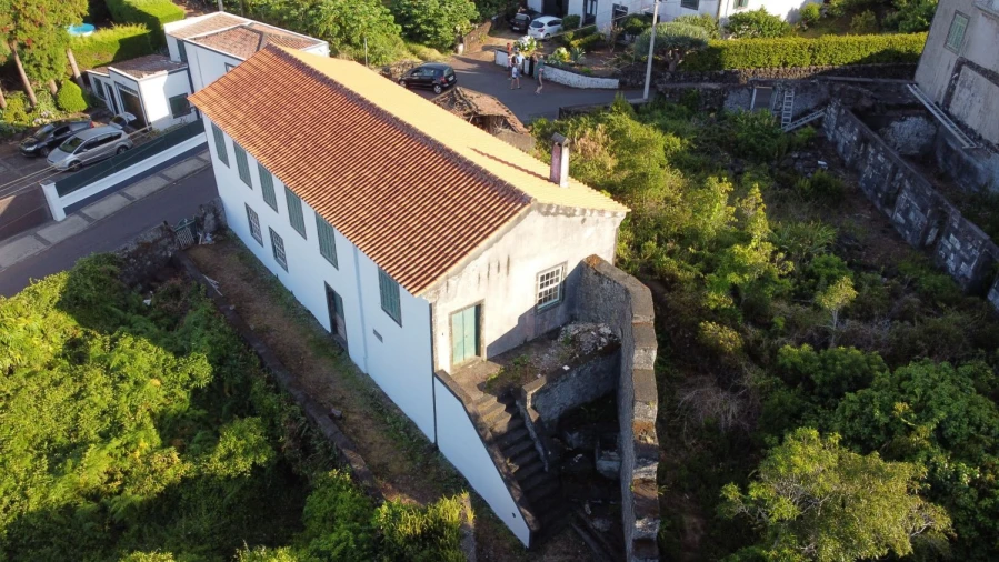 Moradia T5 para Venda em São Roque do Pico Foto 6