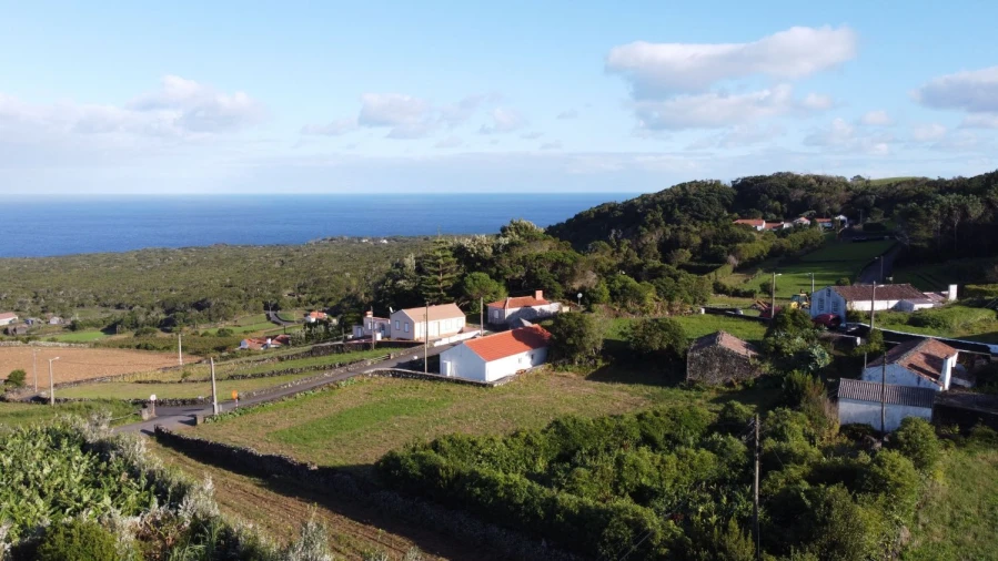 Moradia T4 para Venda em Piedade Foto 3