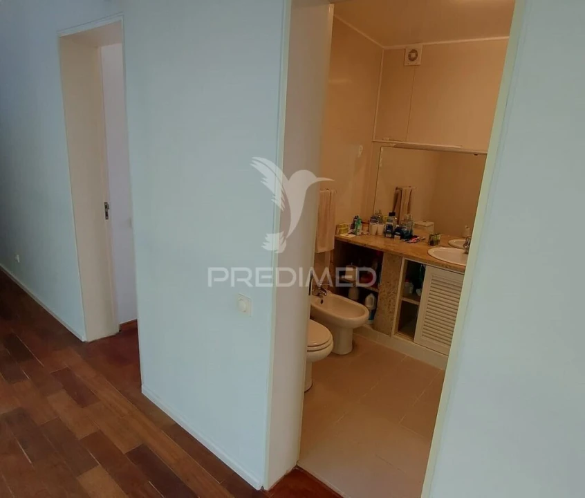 Moradia T4 para Venda em Moçarria Foto 17