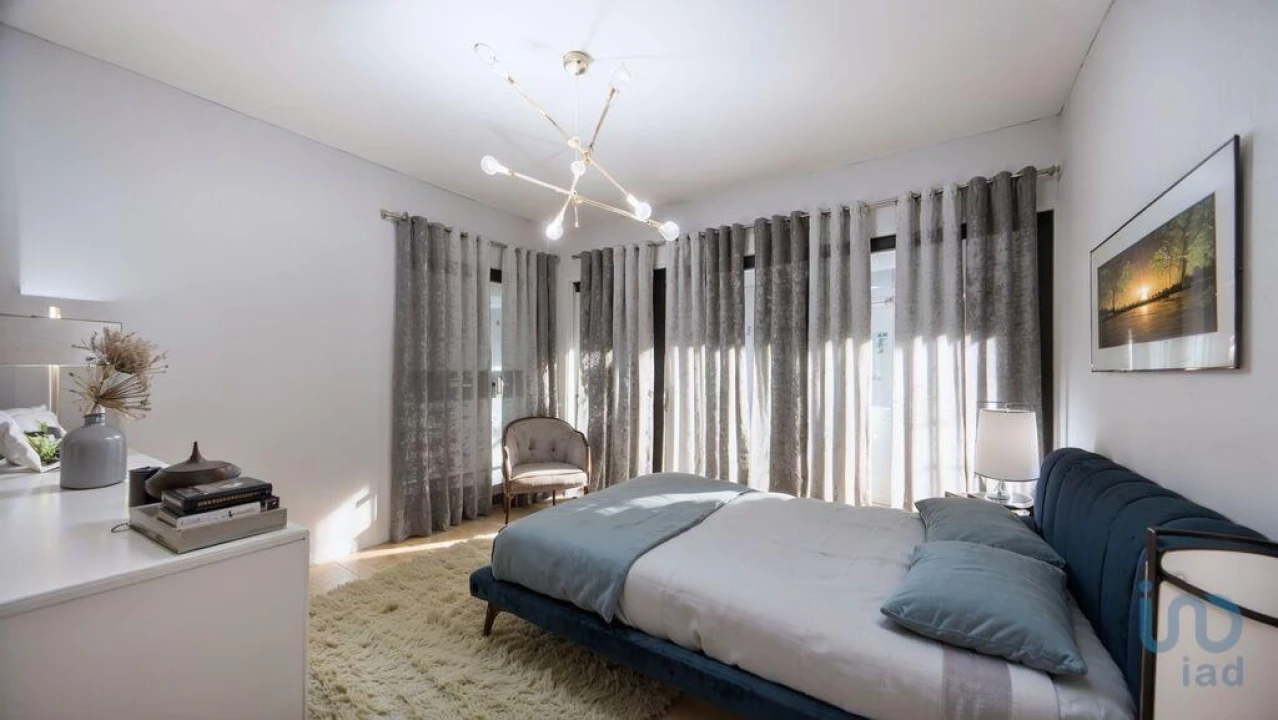 Moradia T3 para Venda em Santa Maria do Castelo e Santiago e Santa Susana Foto 9