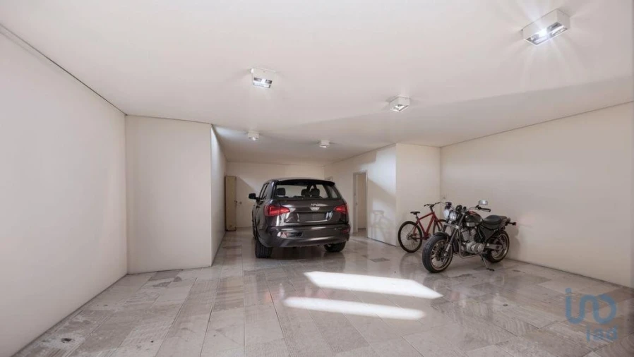 Moradia T3 para Venda em Santa Maria do Castelo e Santiago e Santa Susana Foto 11