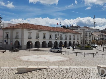 Moradia T5 para Venda em Luz de Tavira e Santo Estêvão