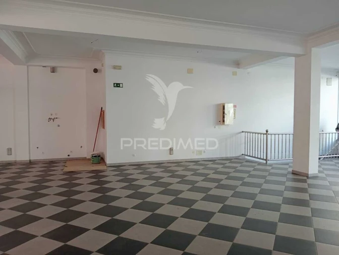 Loja para Arrendamento em Arrimal e Mendiga Foto 6