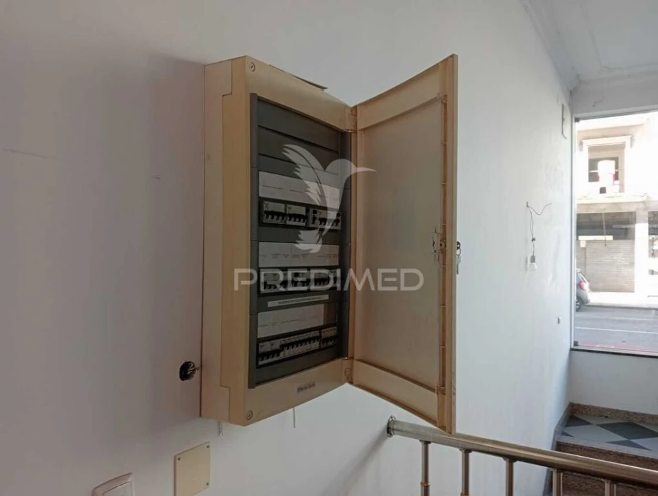 Loja para Arrendamento em Arrimal e Mendiga Foto 10