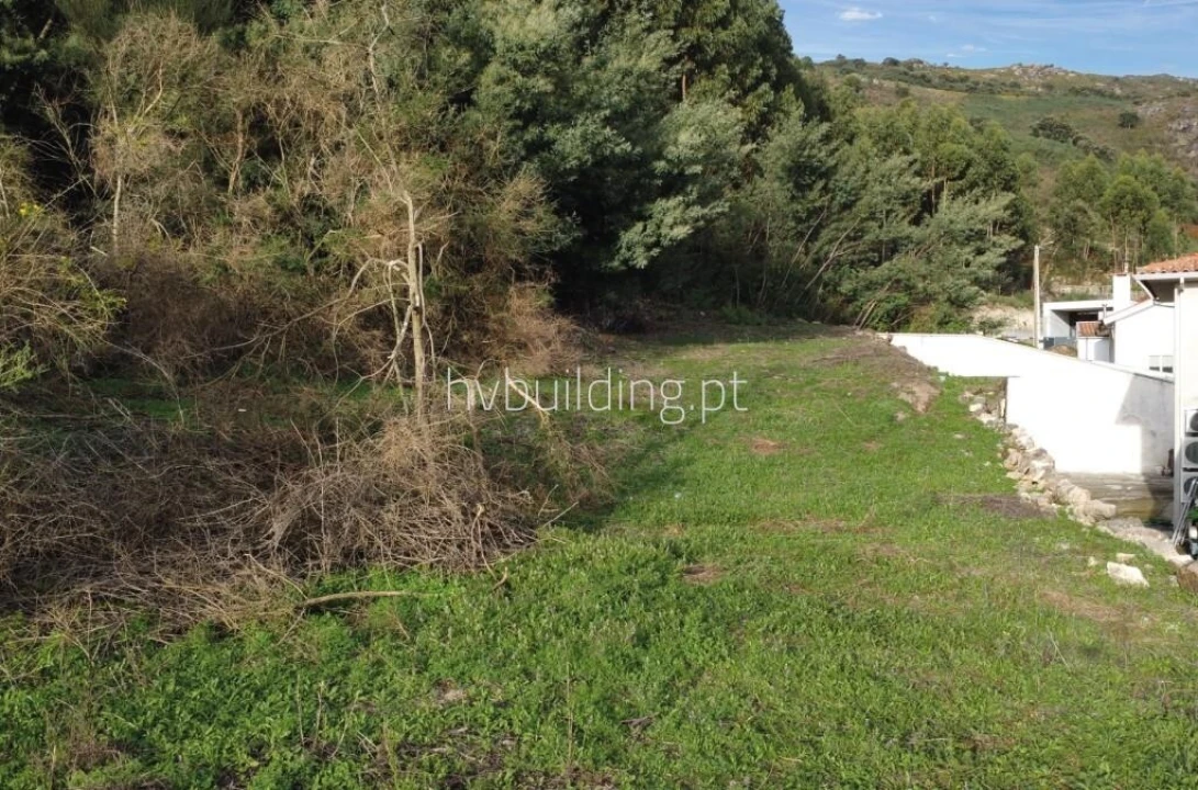 Terreno para Venda em Barroselas e Carvoeiro Foto 1