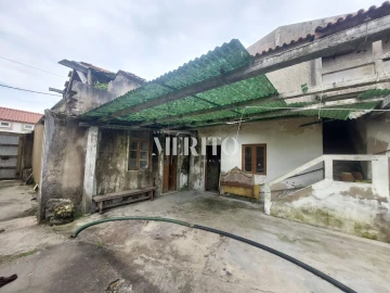 Moradia T4 para Venda em Póvoa de Varzim, Beiriz e Argivai