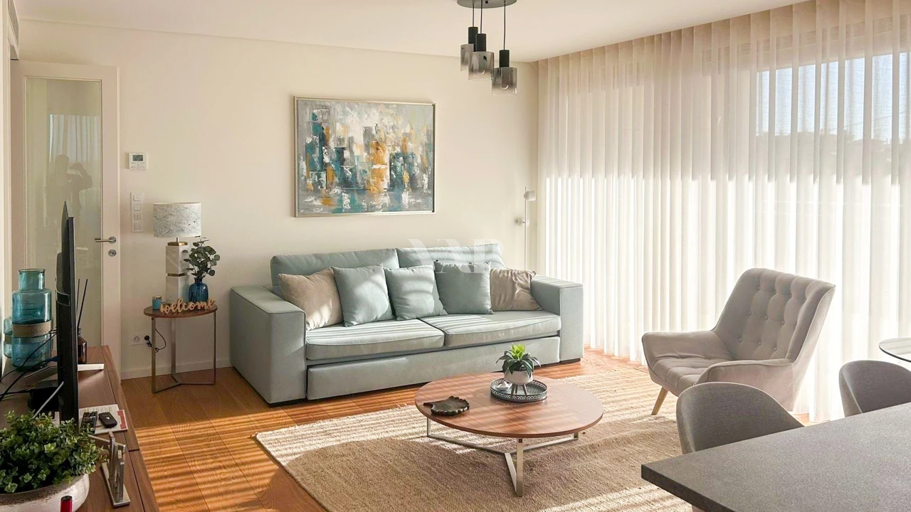 Apartamento T2 para Venda em Quarteira Foto 3