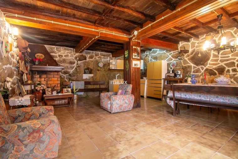 Moradia T3 para Venda em Picão e Ermida Foto 13