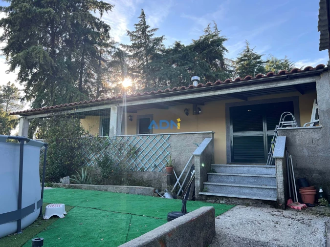 Moradia T4 para Venda em Salgueiro do Campo Foto 26