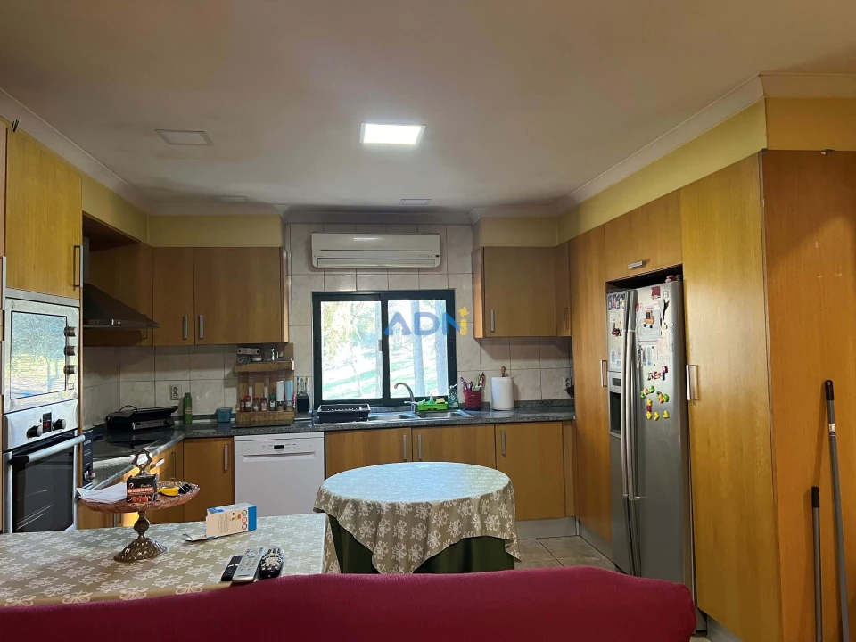 Moradia T4 para Venda em Salgueiro do Campo Foto 2