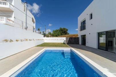 Moradia T3 para Venda em Lagos (São Sebastião e Santa Maria)