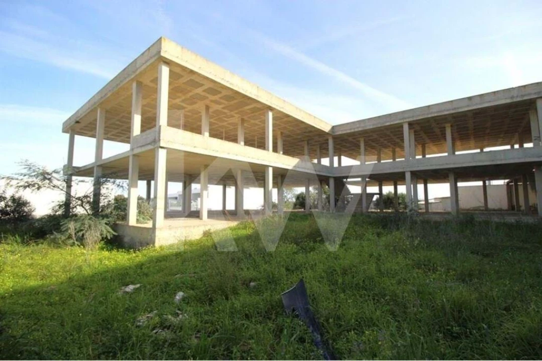 Negócio para Venda em Ferreiras Foto 11