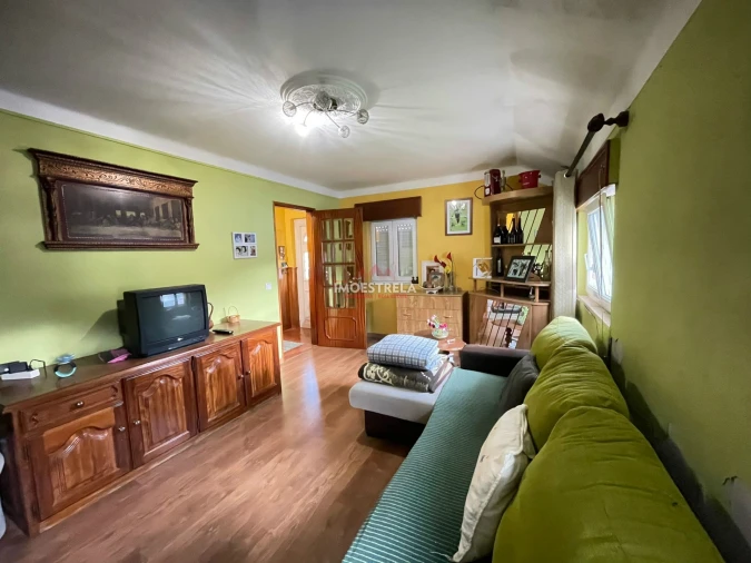 Apartamento T2 para Venda em Manteigas (Santa Maria) Foto 9