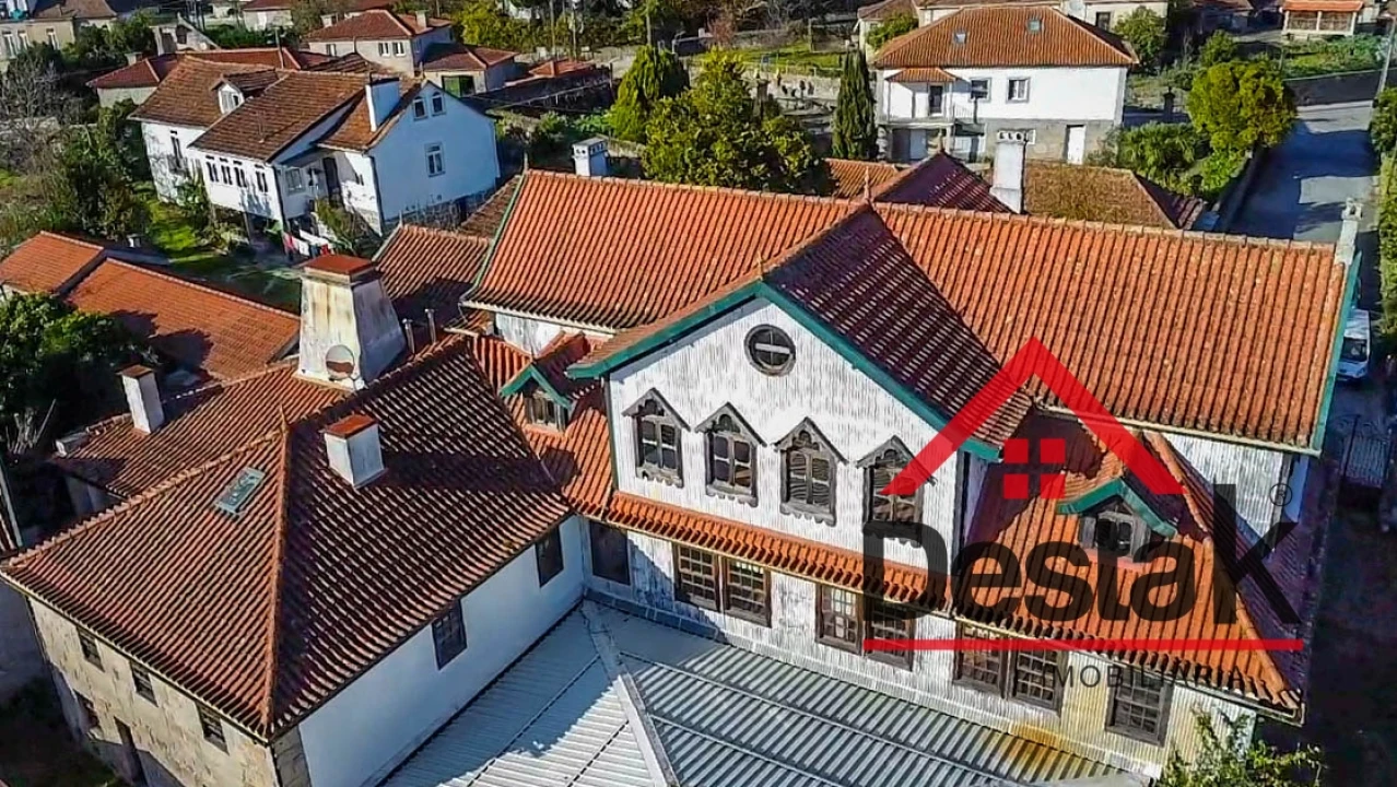 Quinta T5 para Venda em Santa Cruz da Trapa e São Cristóvão de Lafões Foto 1