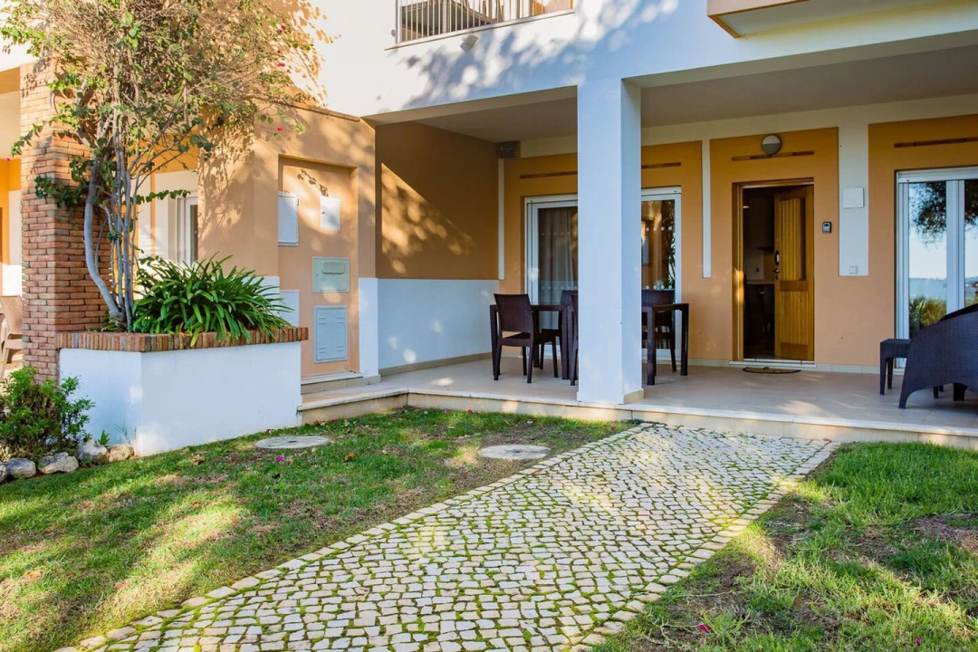 Apartamento T2 para Arrendamento em Mexilhoeira Grande Foto 3