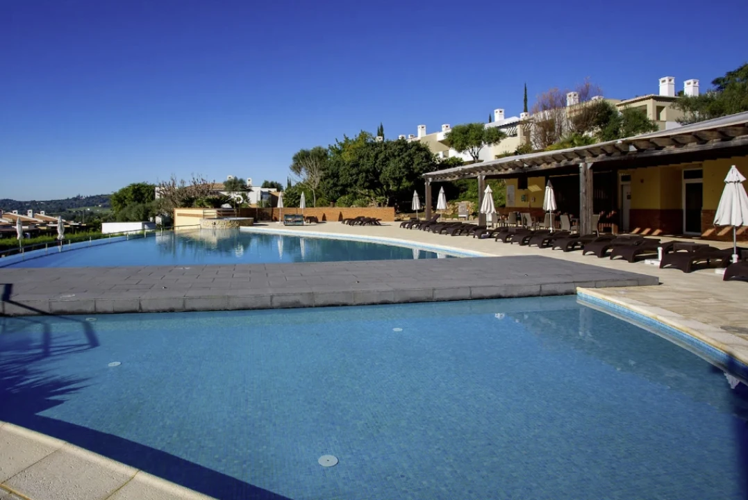 Apartamento T2 para Arrendamento em Mexilhoeira Grande Foto 19