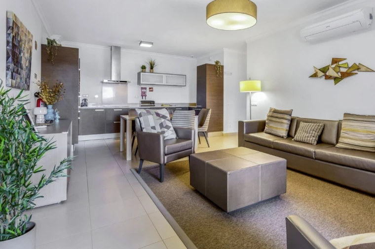 Apartamento T2 para Arrendamento em Mexilhoeira Grande Foto 11