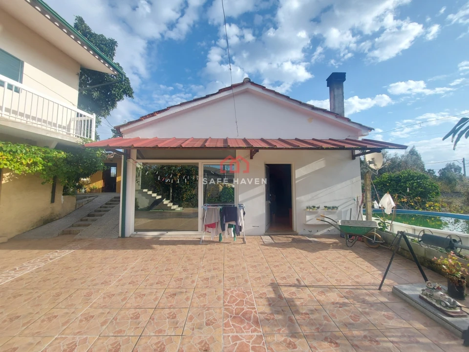 Moradia T5 para Venda em Ribafeita Foto 2