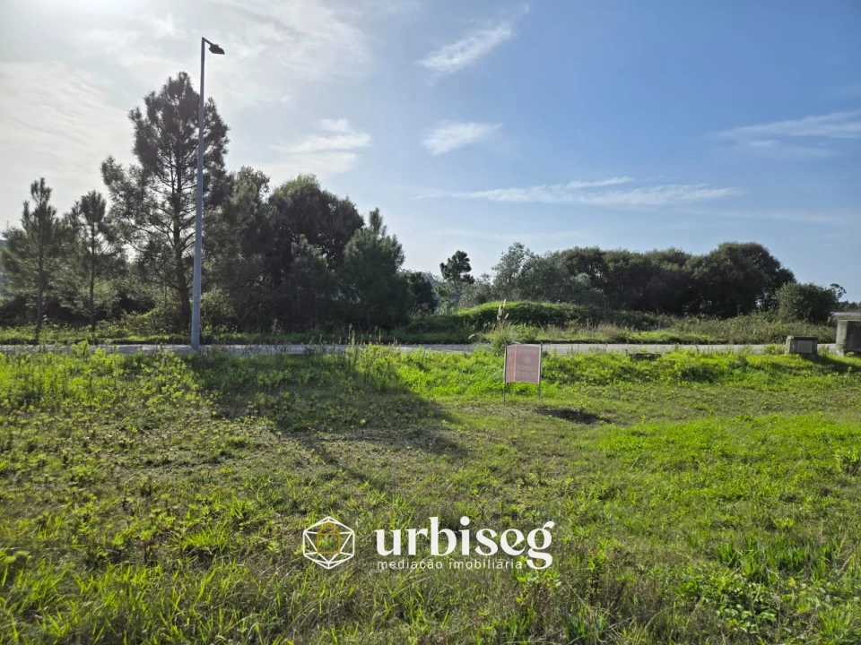 Terreno para Venda em Tavarede Foto 4
