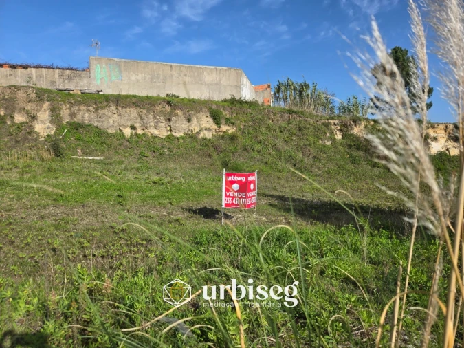 Terreno para Venda em Tavarede Foto 2