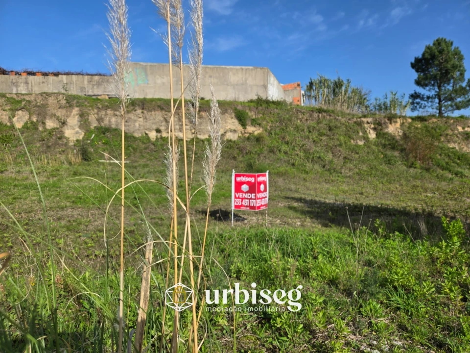 Terreno para Venda em Tavarede Foto 3