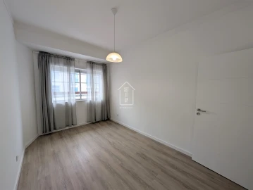Apartamento T1 para Venda em Bonfim