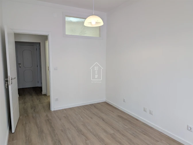 Apartamento T1 para Venda em Bonfim Foto 7