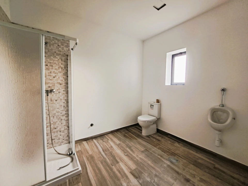 Armazém para Venda em Oleiros Foto 8