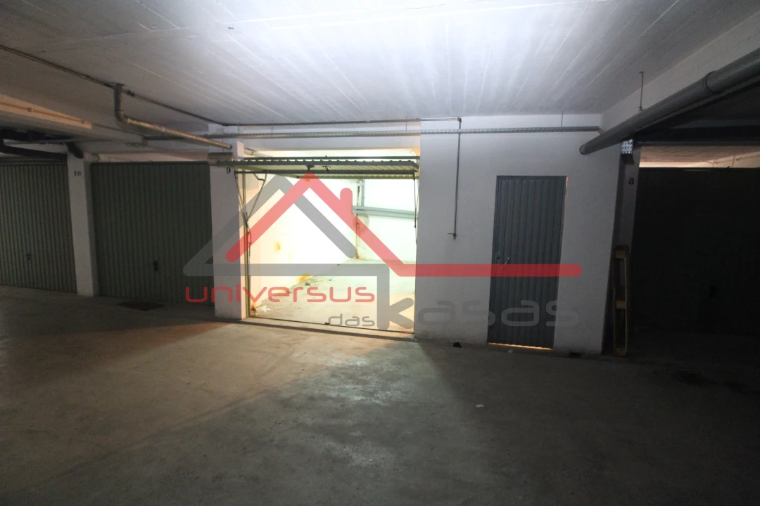 Garagem para Venda em União das Freguesias de Setúbal Foto 5