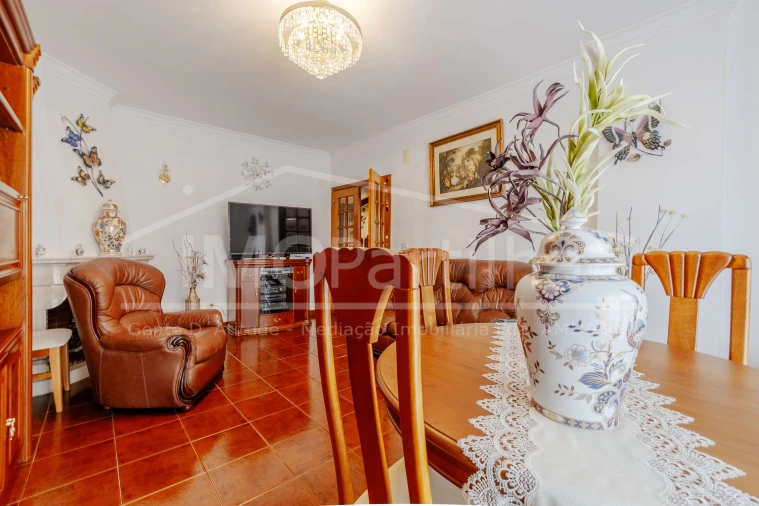 Apartamento T1 para Venda em Massamá e Monte Abraão Foto 6