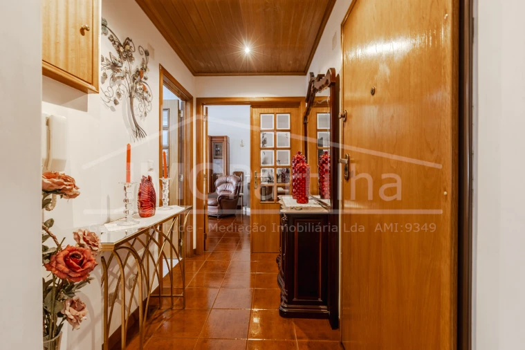 Apartamento T1 para Venda em Massamá e Monte Abraão Foto 15