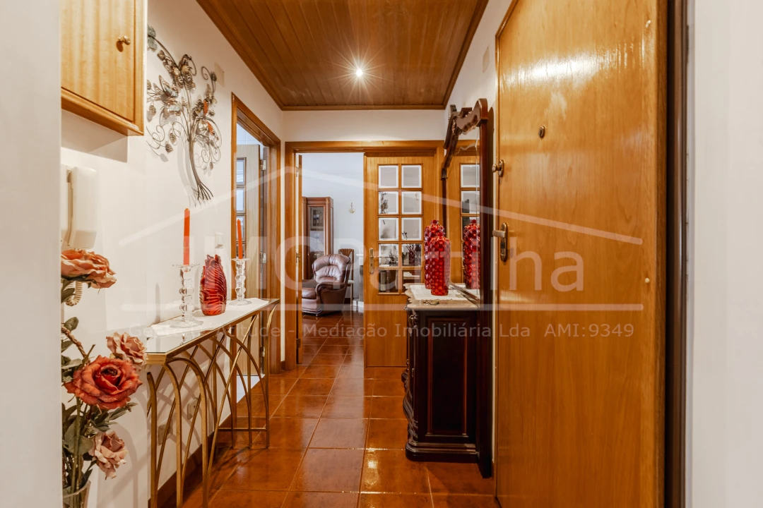 Apartamento T1 para Venda em Massamá e Monte Abraão Foto 15