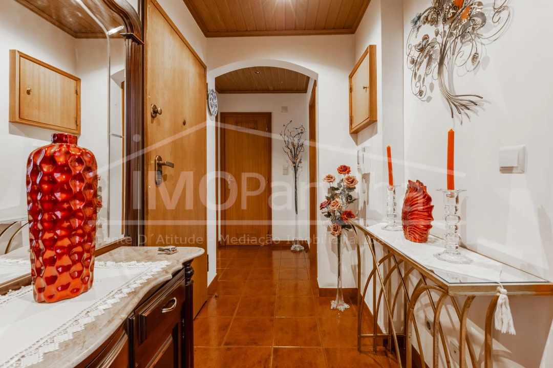 Apartamento T1 para Venda em Massamá e Monte Abraão Foto 17