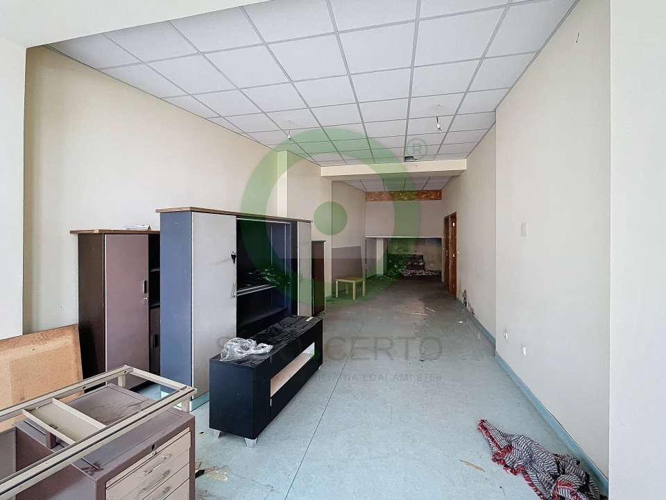 Loja para Venda em Valpaços e Sanfins Foto 2