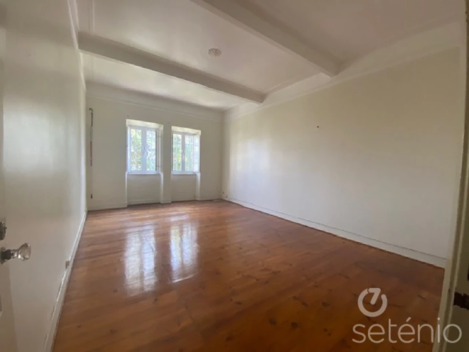 Apartamento T2 para Venda em Estrela Foto 3