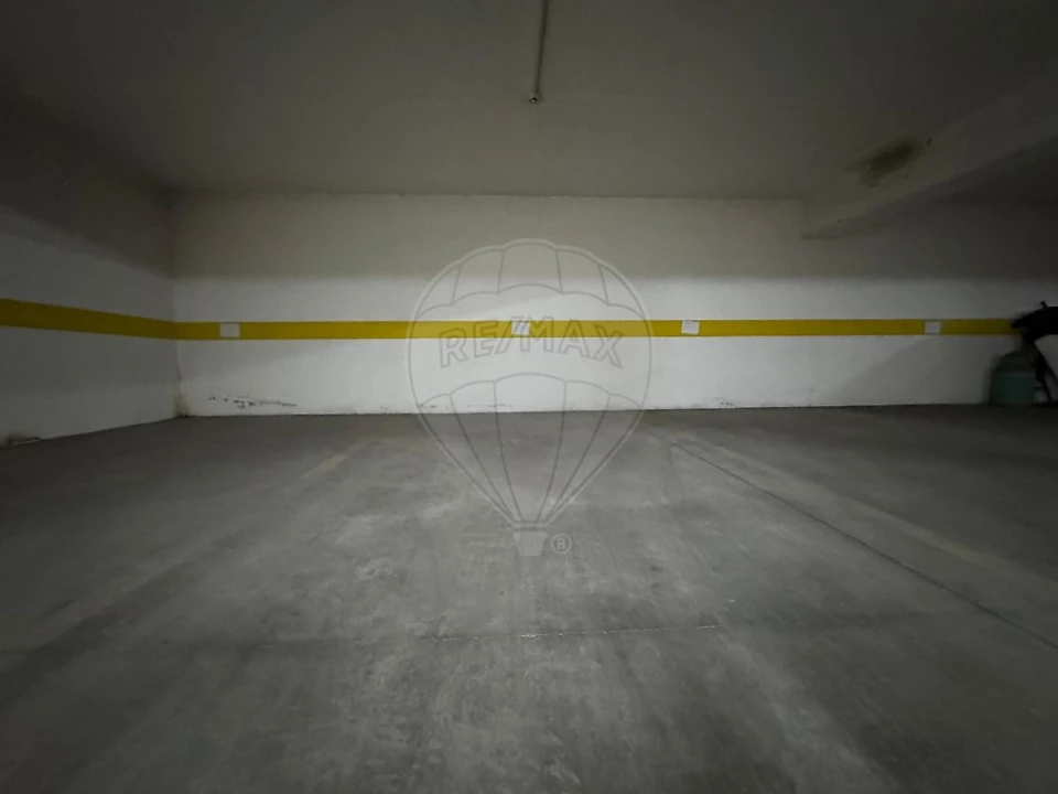 Garagem para Venda em Alto do Seixalinho, Santo André e Verderena Foto 5