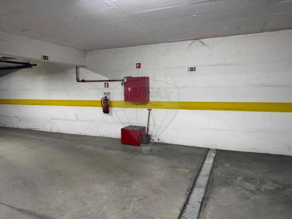 Garagem para Venda em Alto do Seixalinho, Santo André e Verderena Foto 7