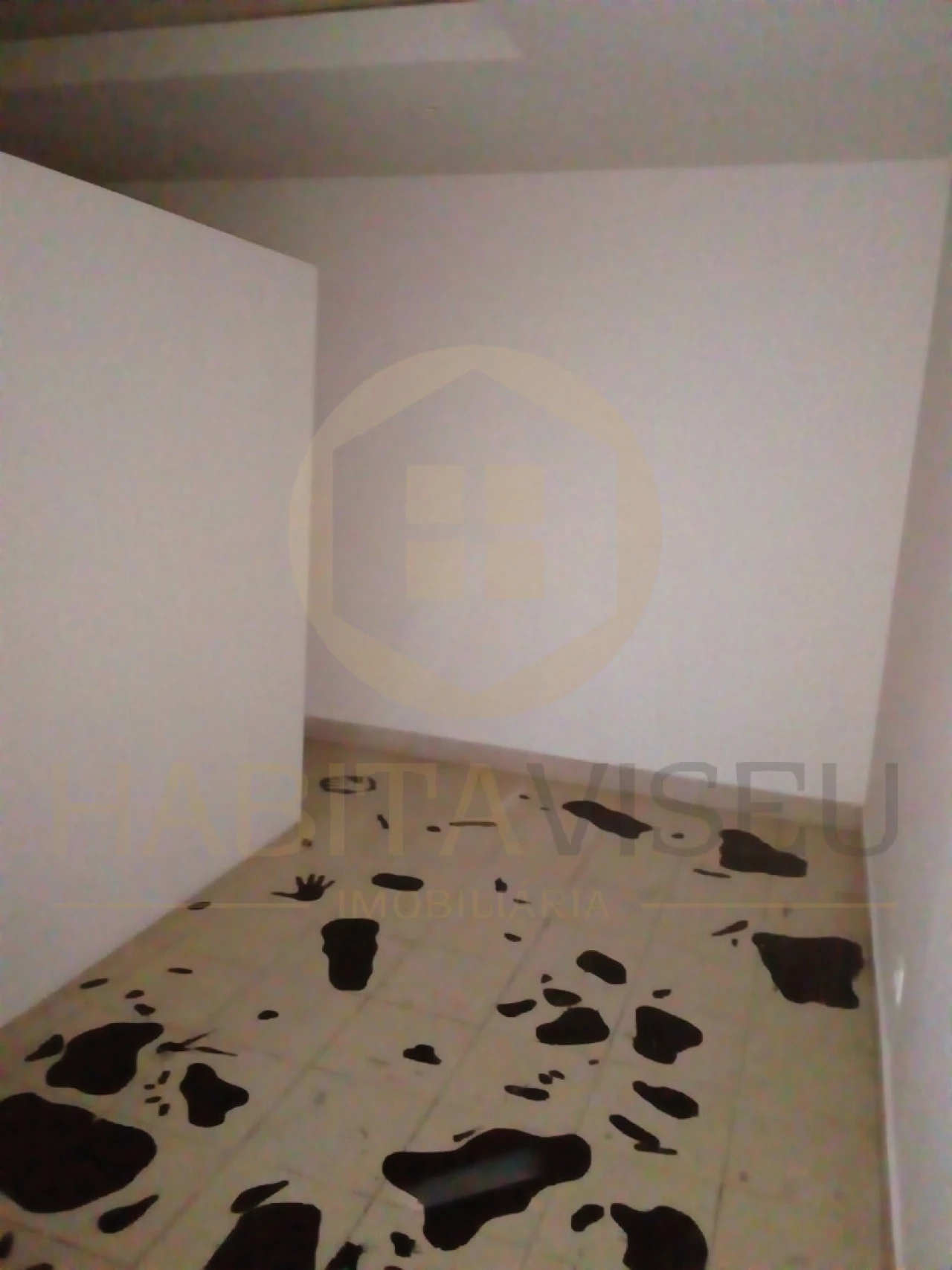 Loja para Venda em Viseu Foto 2