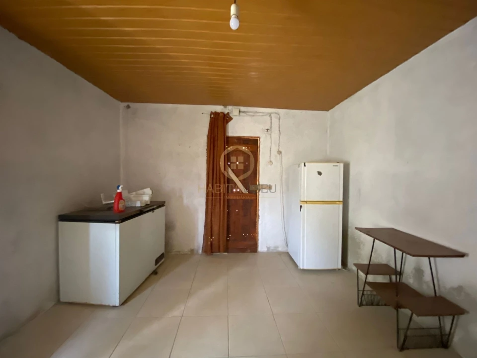 Moradia T3 para Venda em Sul Foto 23