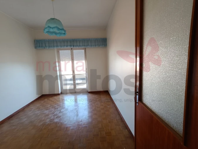 Prédio para Venda em Peniche Foto 22