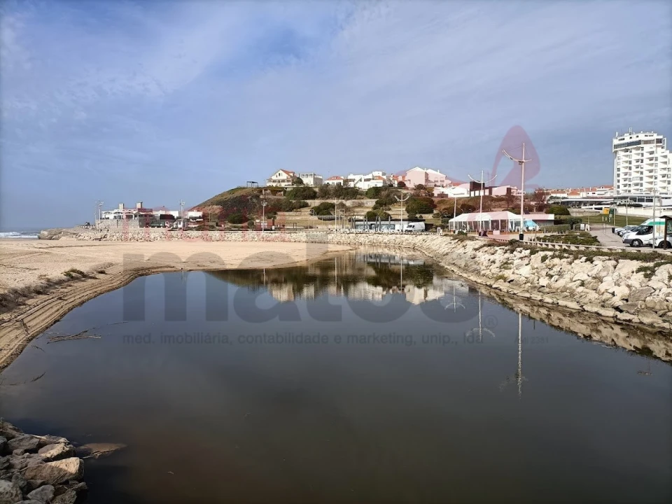 Terreno para Venda em Lourinhã e Atalaia Foto 3