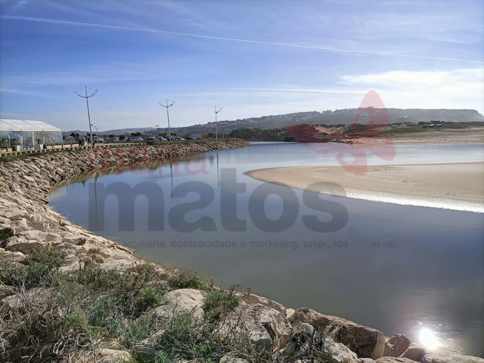 Terreno para Venda em Lourinhã e Atalaia Foto 5
