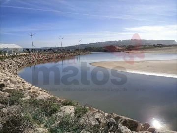 Terreno para Venda em Lourinhã e Atalaia