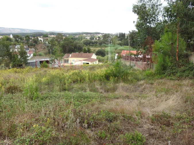 Terreno para Venda em Ramalhal Foto 1