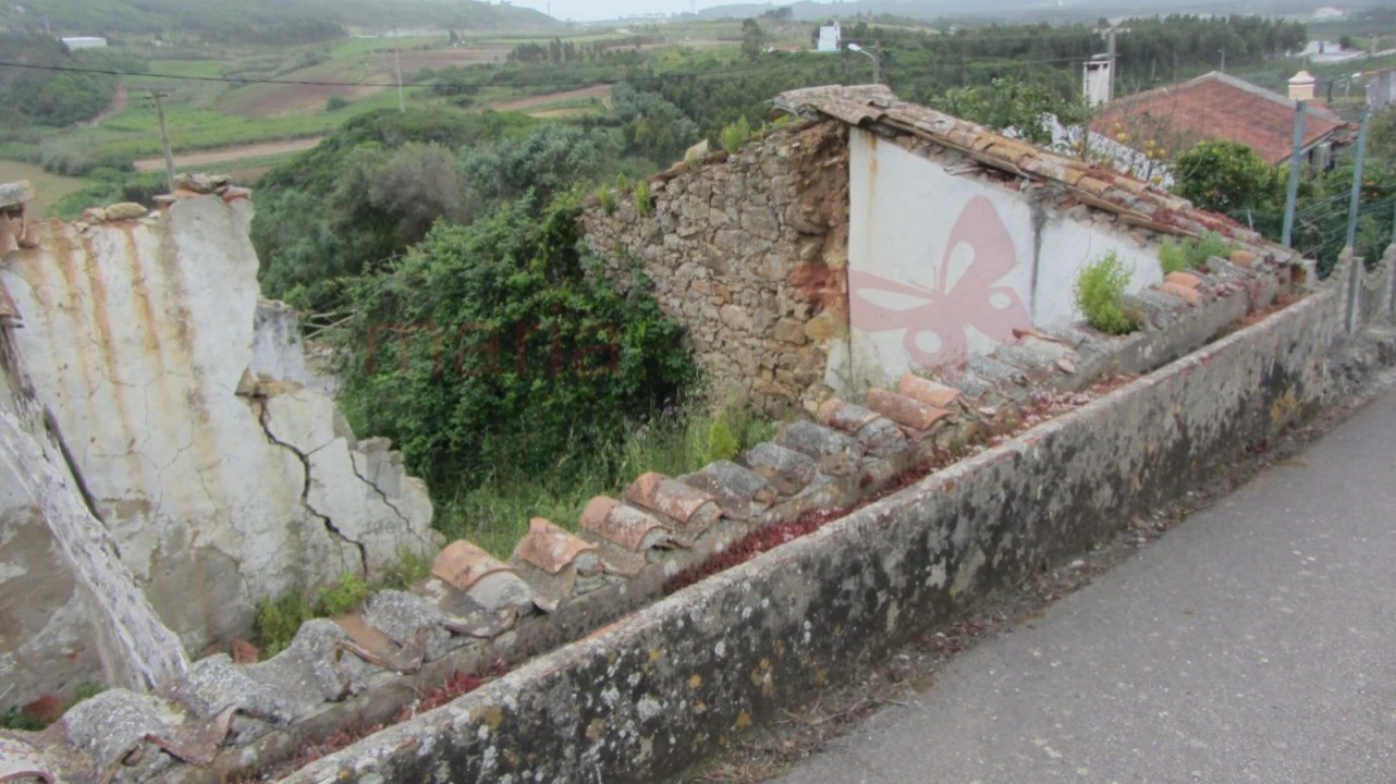 Terreno para Venda em São Bartolomeu dos Galegos e Moledo Foto 5