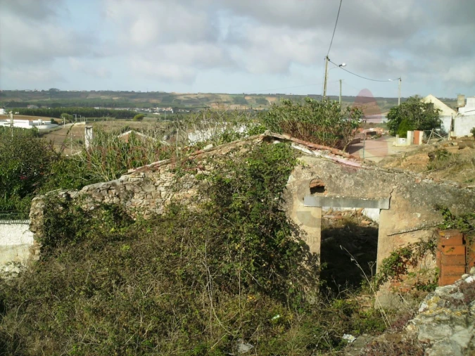 Terreno para Venda em São Bartolomeu dos Galegos e Moledo